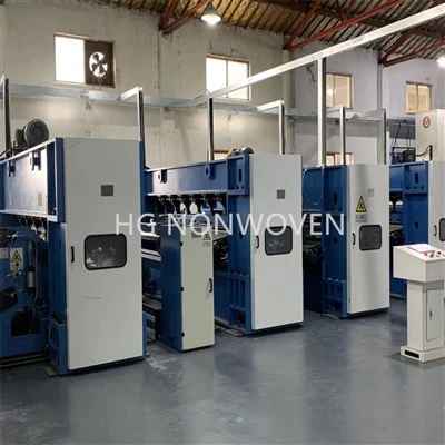 Machine de fabrication de tissus géotextiles